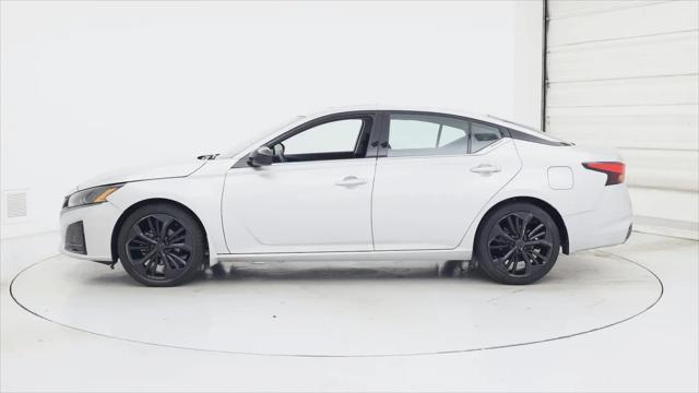 2023 Nissan Altima SR FWD