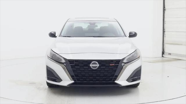 2023 Nissan Altima SR FWD