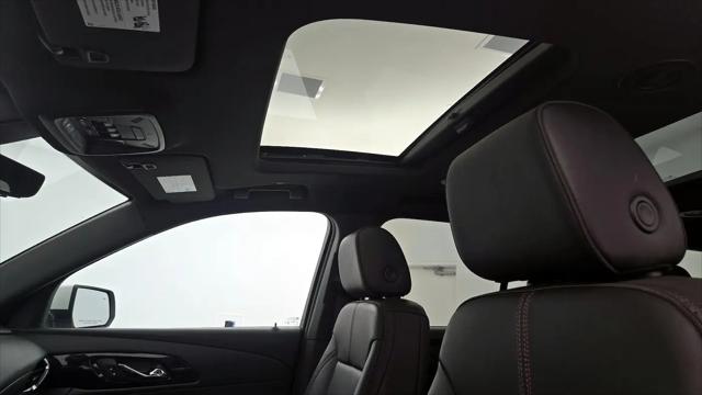 2023 Chevrolet Traverse AWD RS