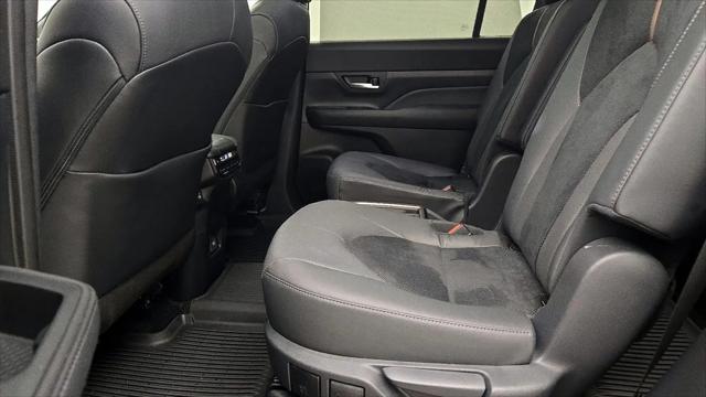 2025 Toyota Grand Highlander Hybrid Limited MAX