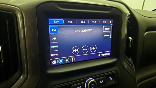 2021 Chevrolet Silverado 1500 4WD Crew Cab Short Bed Custom Trail Boss