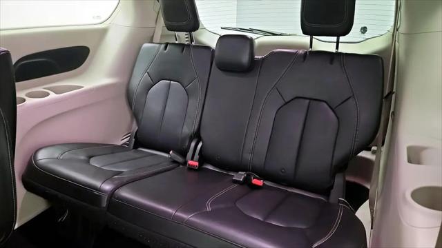 2020 Chrysler Voyager LXI