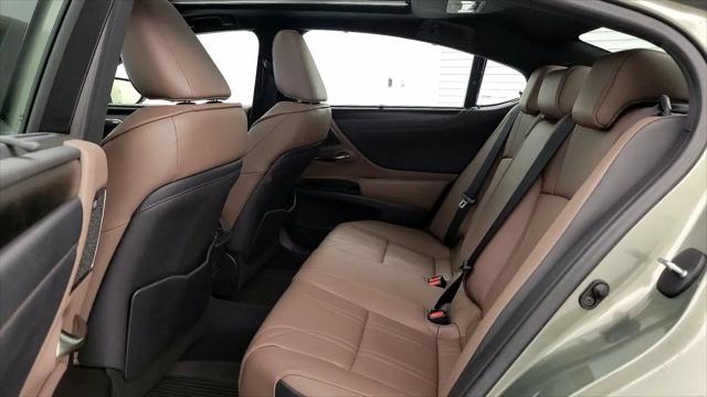 2025 Lexus ES 350 Ultra Luxury