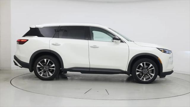 2023 INFINITI QX60 LUXE