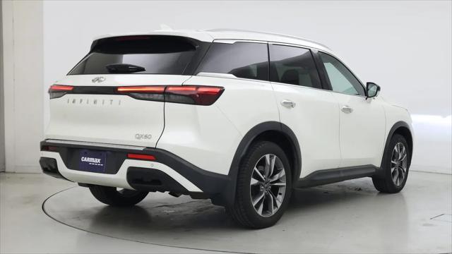 2023 INFINITI QX60 LUXE