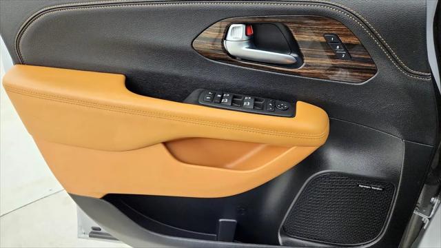 2023 Chrysler Pacifica Pinnacle AWD