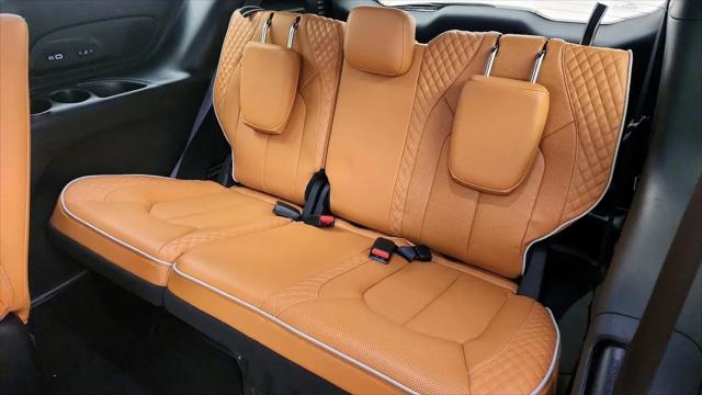 2023 Chrysler Pacifica Pinnacle AWD