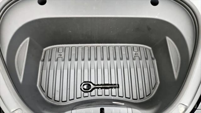 2022 Tesla Model 3 Long Range Dual Motor All-Wheel Drive