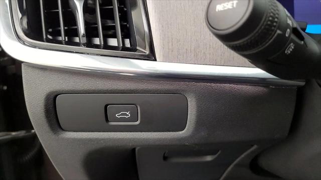 2023 Volvo S90 B6 Ultimate