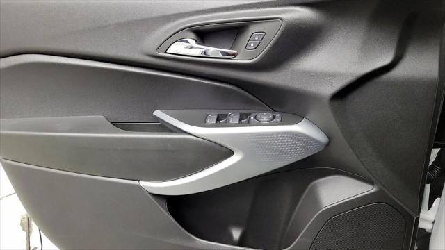 2025 Chevrolet Trax FWD 1RS