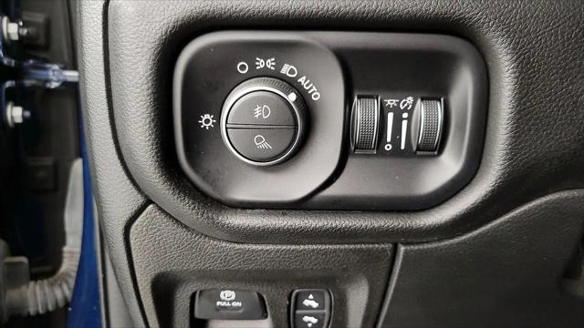 2023 Ram 1500 Laramie Crew Cab 4x4 5'7" Box