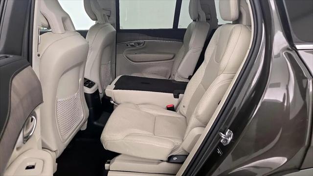 2021 Volvo XC90 Recharge T8 Inscription 7 Passenger