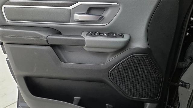 2020 Ram 1500 Big Horn Crew Cab 4x4 5'7" Box