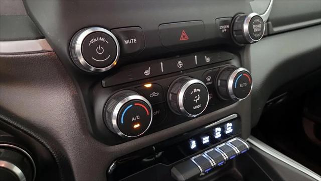 2020 Ram 1500 Big Horn Crew Cab 4x4 5'7" Box