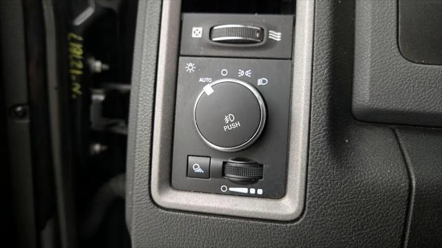 2019 Ram 1500 Classic Express Quad Cab 4x4 6'4" Box