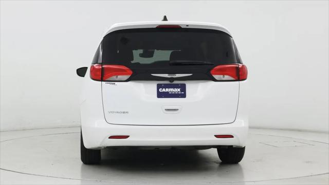 2023 Chrysler Voyager LX