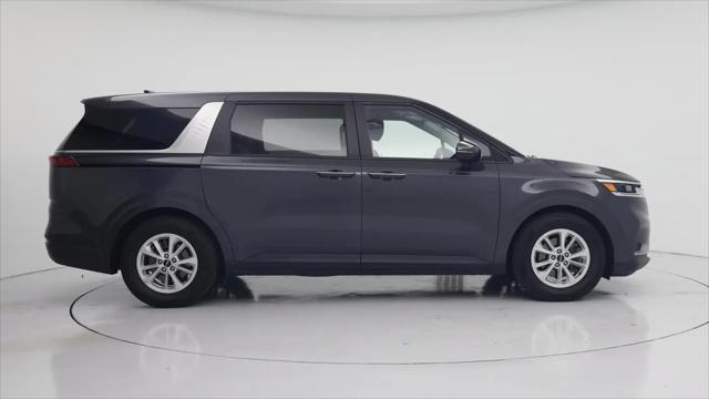 2022 Kia Carnival MPV LX Seat Package