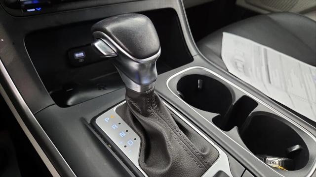 2022 Kia Carnival MPV LX Seat Package