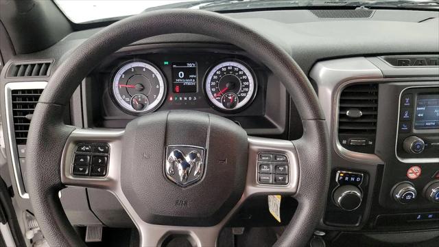 2024 Ram 1500 Classic Warlock Crew Cab 4x2 5'7" Box