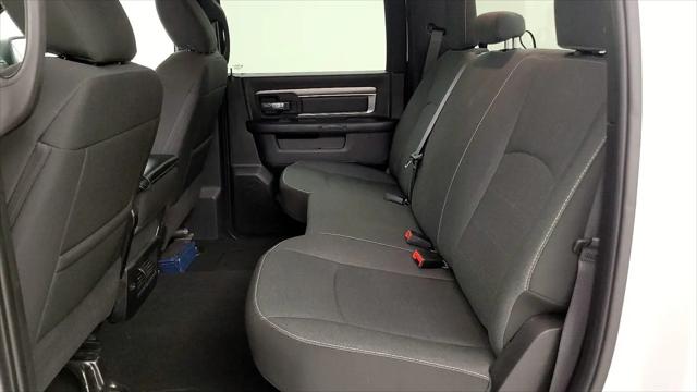 2024 Ram 1500 Classic Warlock Crew Cab 4x2 5'7" Box