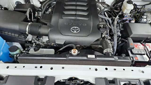 2018 Toyota Tundra SR5 5.7L V8