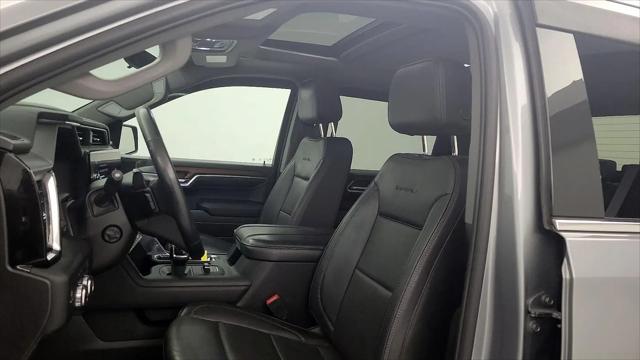 2023 GMC Sierra 1500 4WD Crew Cab Short Box Denali