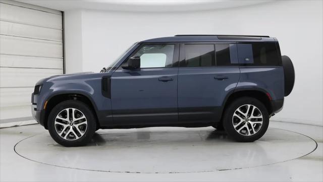 2023 Land Rover Defender 110 SE