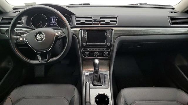 2018 Volkswagen Passat 2.0T SE