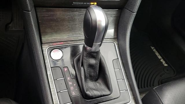 2018 Volkswagen Passat 2.0T SE