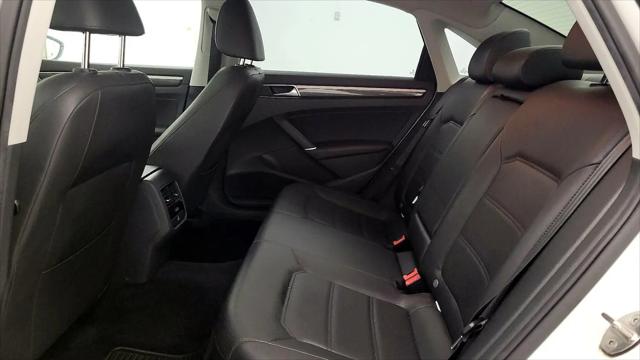 2018 Volkswagen Passat 2.0T SE