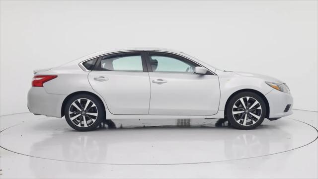 2016 Nissan Altima 2.5 SR