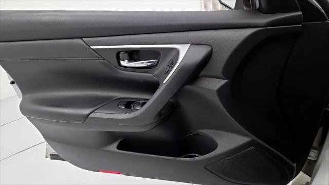 2016 Nissan Altima 2.5 SR