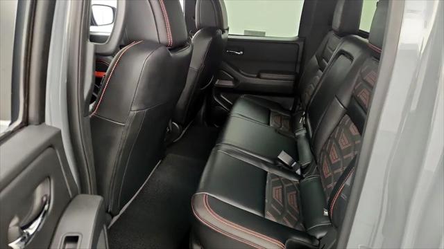 2025 Nissan Frontier Crew Cab PRO-4X 4x4