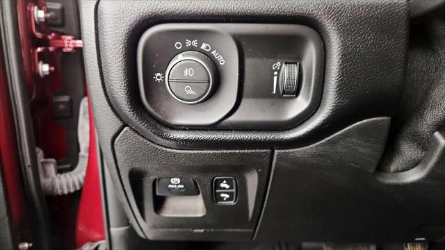 2021 Ram 1500 Big Horn Crew Cab 4x4 5'7" Box