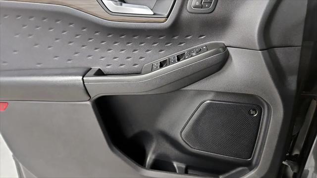 2020 Ford Escape Titanium Hybrid