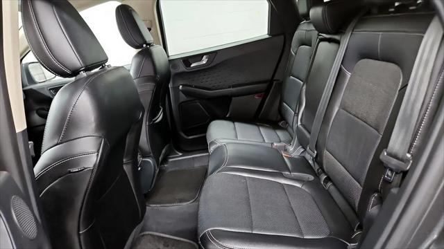 2020 Ford Escape Titanium Hybrid