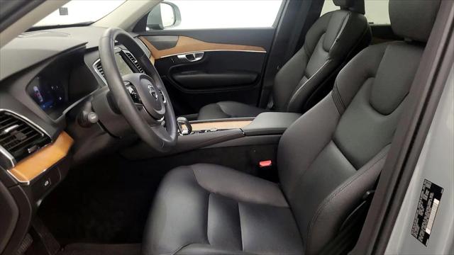 2024 Volvo XC90 B6 Plus Bright Theme 7-Seater