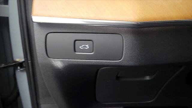 2024 Volvo XC90 B6 Plus Bright Theme 7-Seater