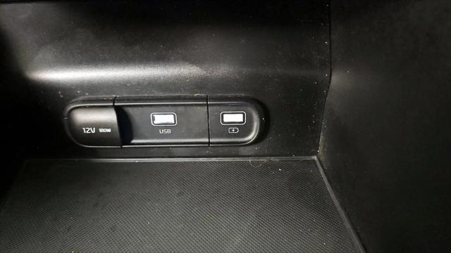 2022 Kia K5 LX