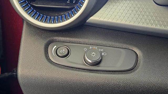 2025 Chevrolet Trax FWD LS