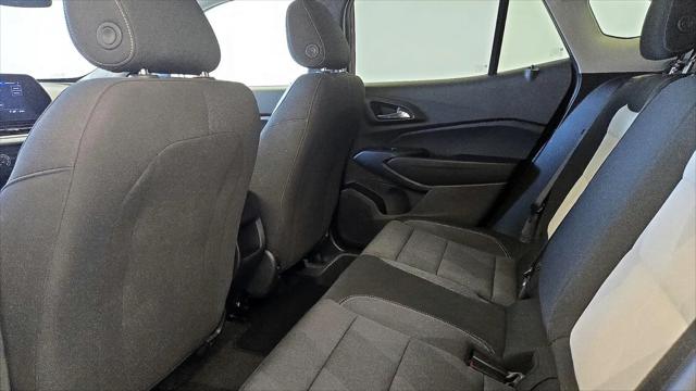 2025 Chevrolet Trax FWD LS