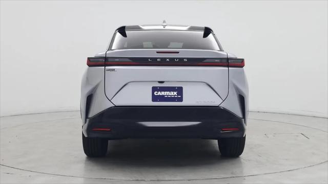2024 Lexus 300 Premium
