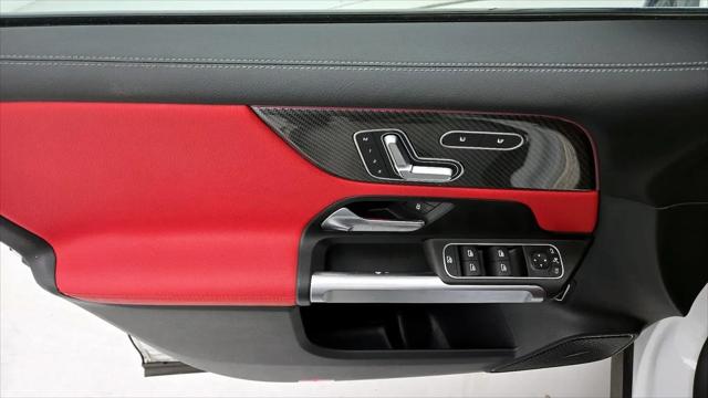 2023 Mercedes-Benz GLB 4MATIC