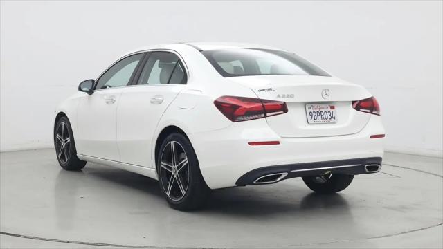 2022 Mercedes-Benz A 220 A 220