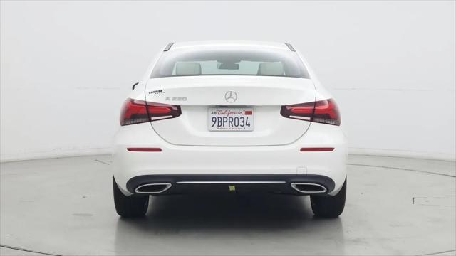 2022 Mercedes-Benz A 220 A 220