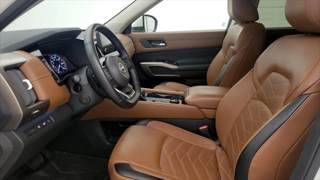 2023 Nissan Pathfinder Platinum 4WD