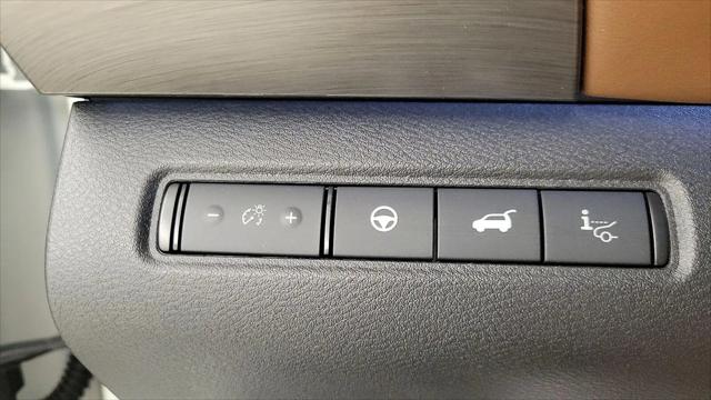 2023 Nissan Pathfinder Platinum 4WD