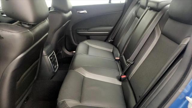 2022 Dodge Charger SXT RWD