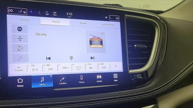 2023 Chrysler Pacifica Hybrid Touring L