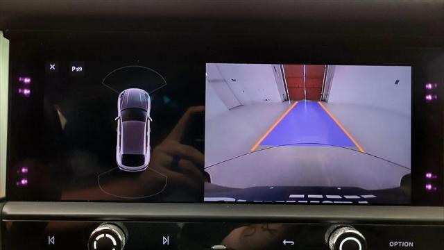 2022 Porsche Macan Macan
